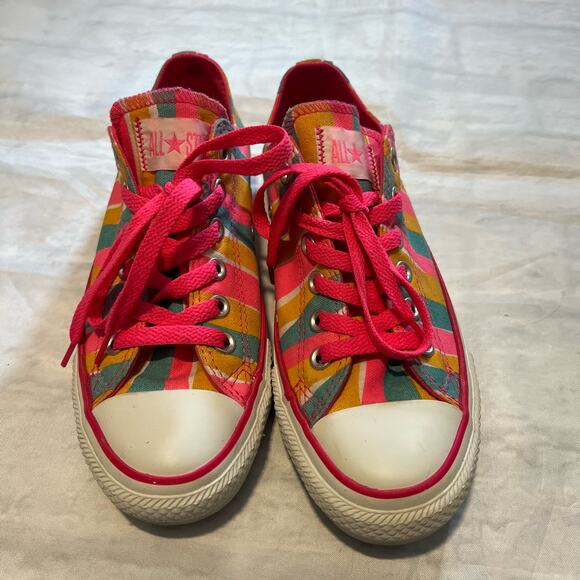 Converse All-Star Chucks 7 - Picture 2 of 9